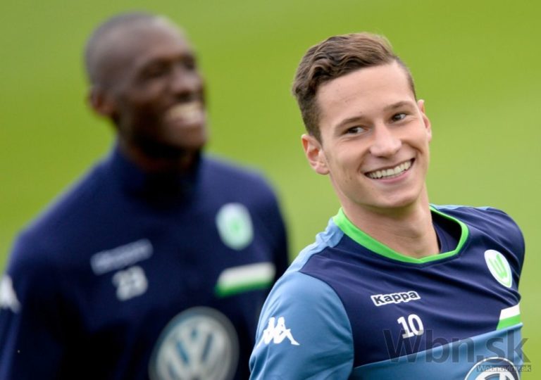 Wolfsburg našiel náhradu za Bruyneho, kúpil hráča zo Schalke