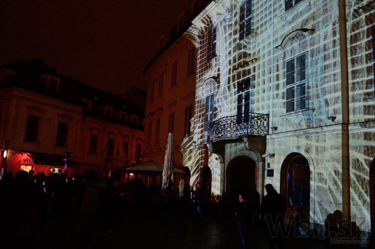 Bratislavu po prvý raz rozžiarila Biela noc