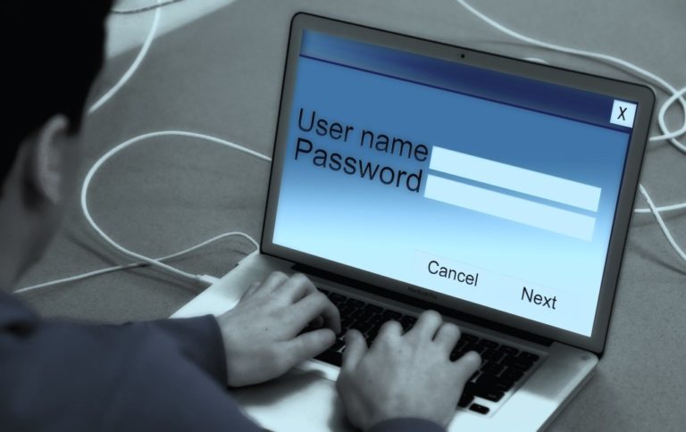 Hackeri, ochrana, internet