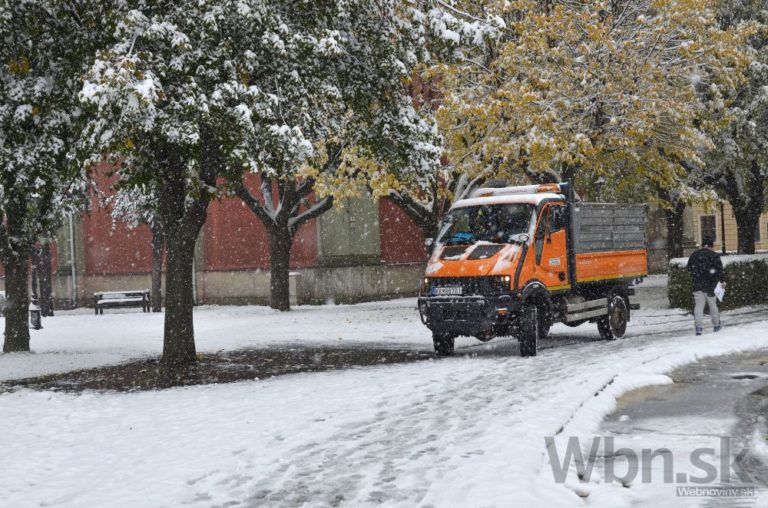 Slovensko pokryl prvý sneh