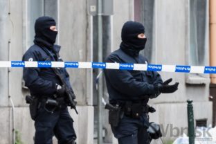 Belgicko posilňuje bezpečnosť, atentátnik má byť v Bruseli