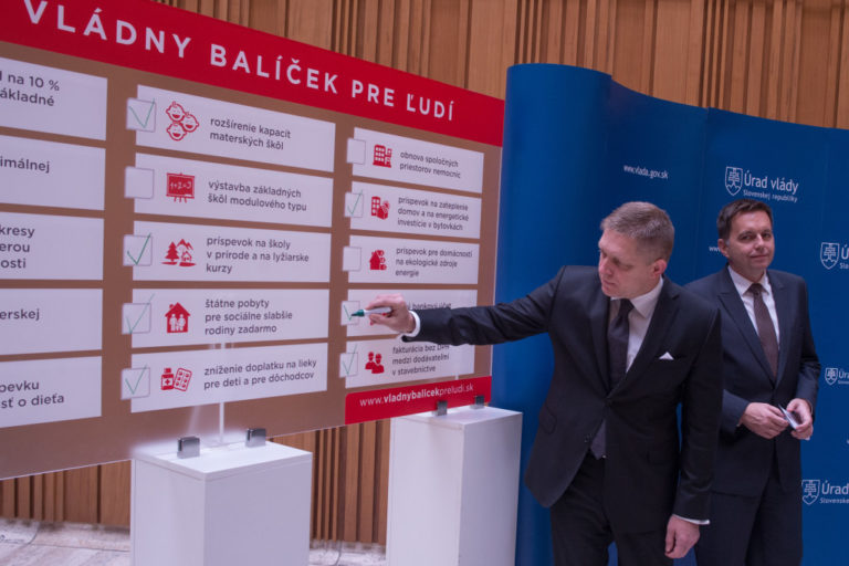 Robert Fico, Peter Kažimír