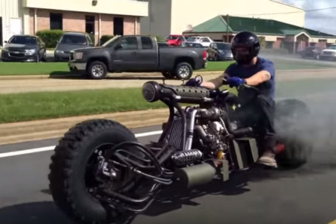 Motorka s dieslovym motorom.png