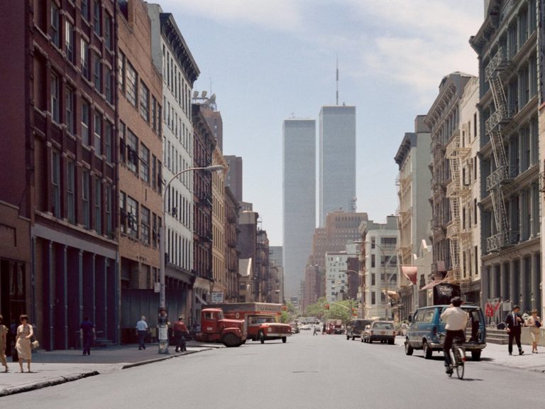 View_of_the_twin_towers_new_york_city_1985.jpg