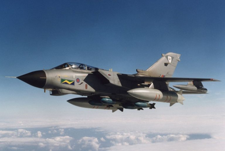Britská stíhačka Tornado GR4