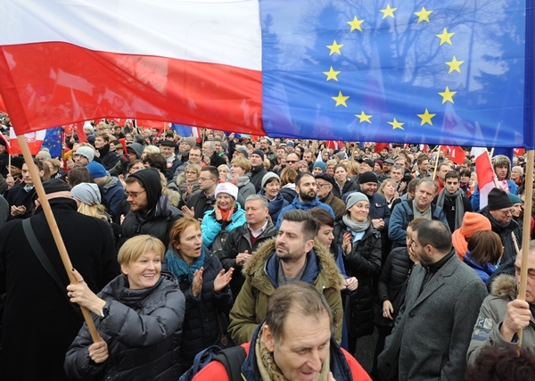 Demonštrácia vo Varšave