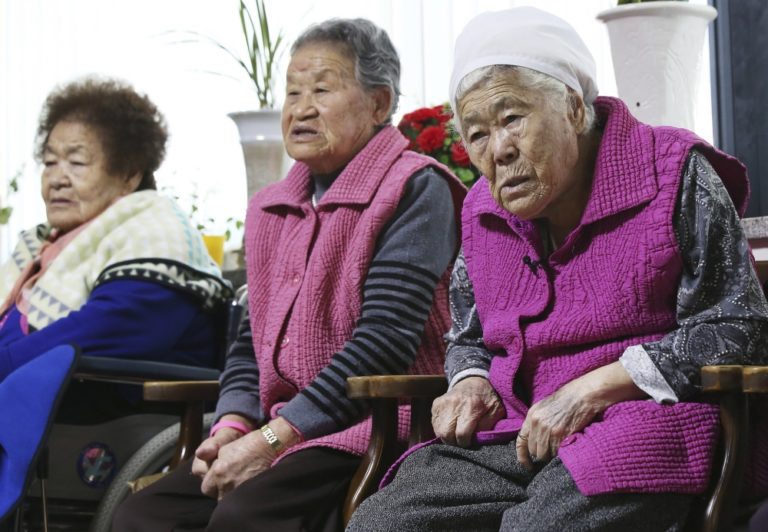 Južná Kórea a Japonsko sa dohodli na vyriešení otázky tzv. utešiteliek