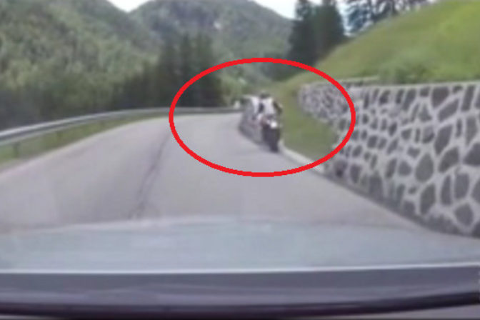 Motorkar a hroziva nehoda.png