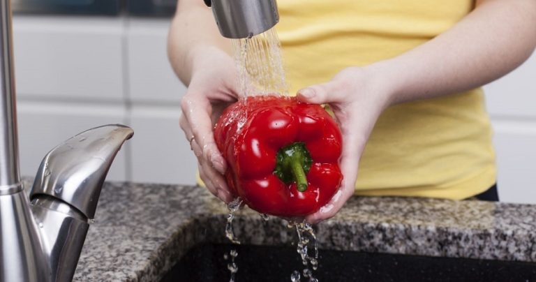 5 spôsobov, ako sa efektívne zbavíte pesticídov