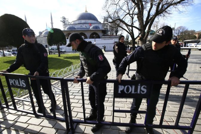 Centrom Istanbulu otriasol výbuch, na mieste sú mŕtvi