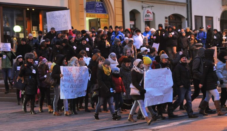 Pochod za záchranu nemocnice