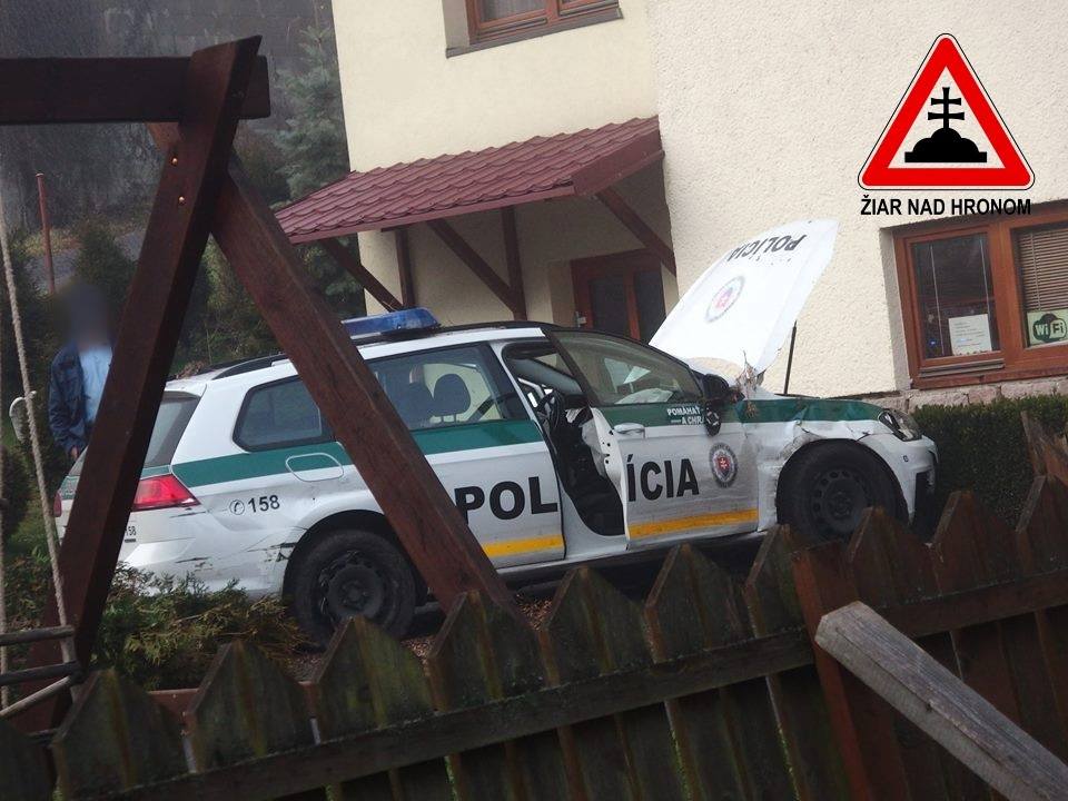 Policia vyhne.jpg