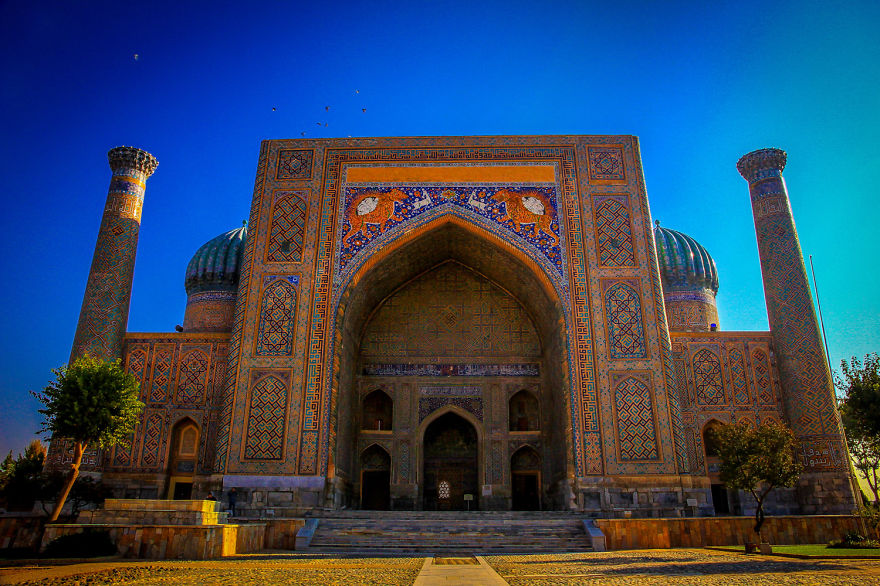 Registan_uzbekistan.jpg