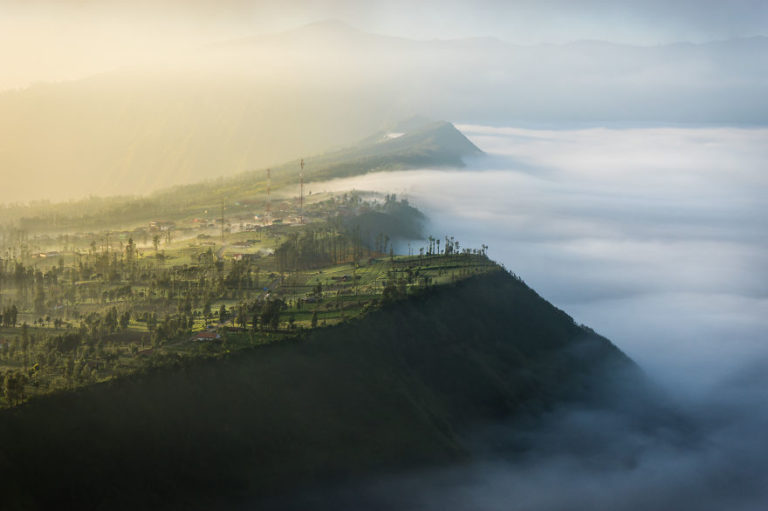 Sunrise_at_mt.bromo_.jpg