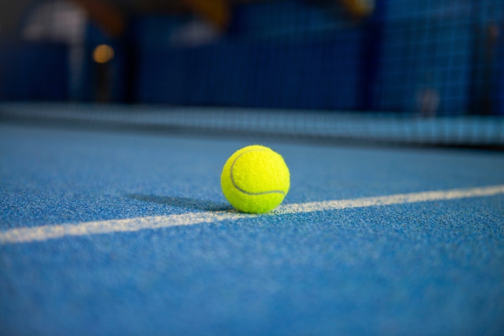 Tenis