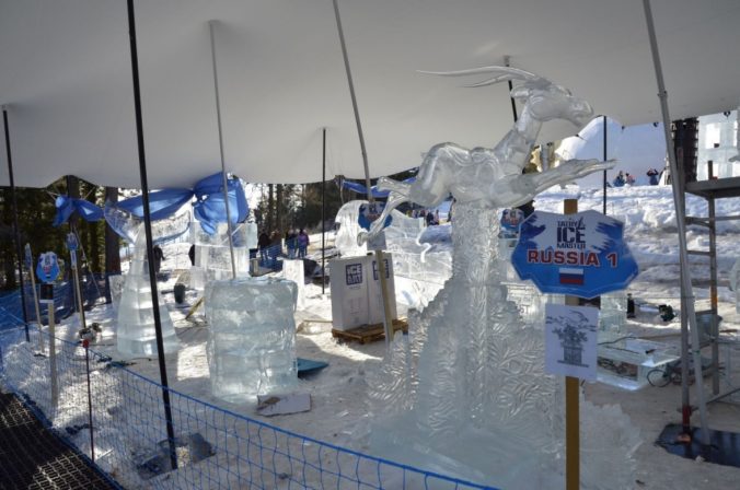 V Tatrách vyrástli ľadové sochy
