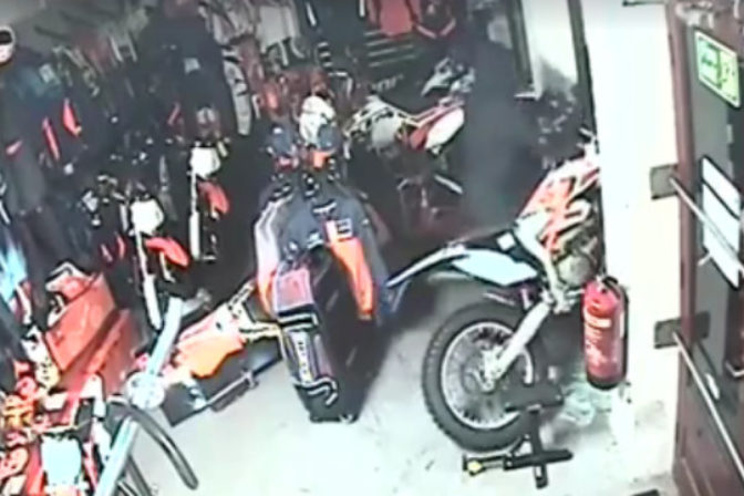Zlodeji motoriek.png