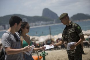 Brazílski vojaci šíria osvetu o víruse zika