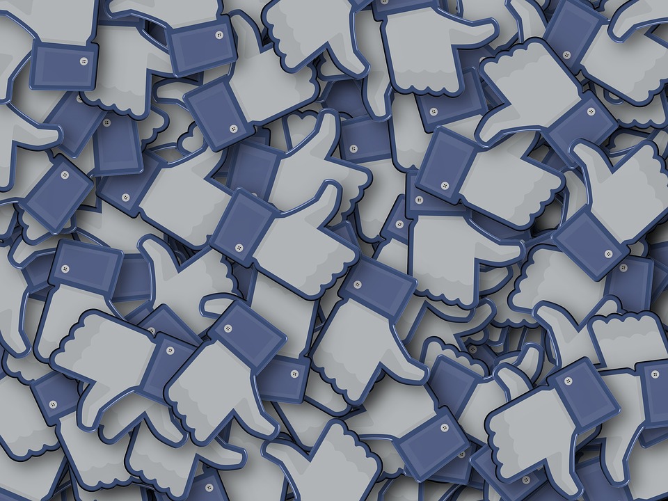 Facebook 1084449_960_720.jpg