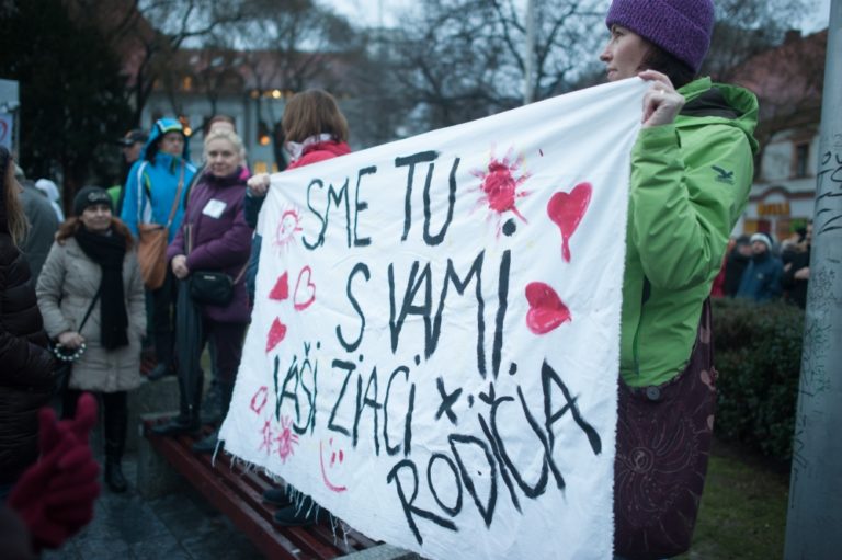 Pochod vďaky rodičov a priateľov škôl