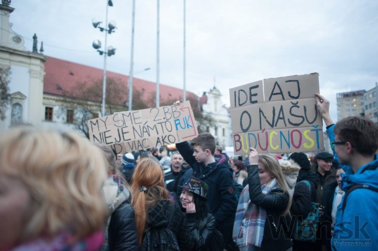 Pochod vďaky rodičov a priateľov škôl