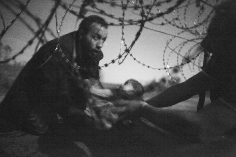 Víťazné fotografie World Press Photo za rok 2015