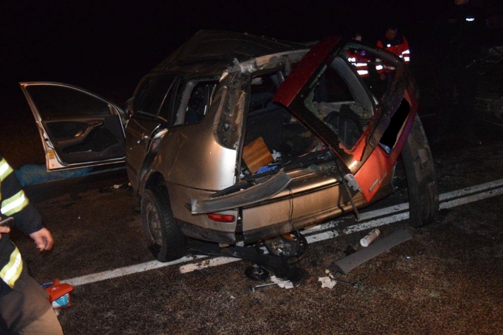 Dvaja mladíci neprežili čelnú zrážku pri Trnave