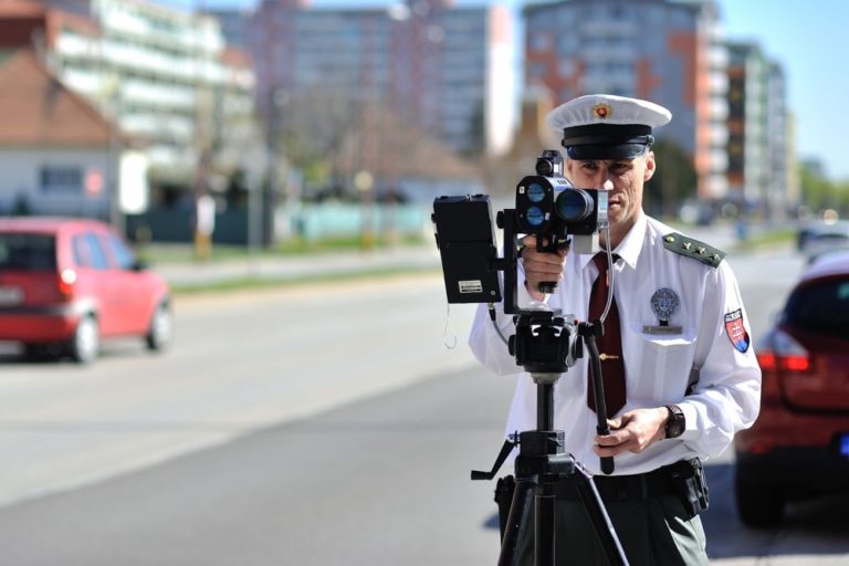 Polícia