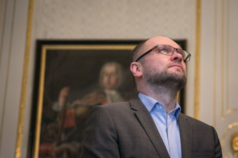 Prezident Kiska prijal lídrov strán, Kotlebovi dal košom