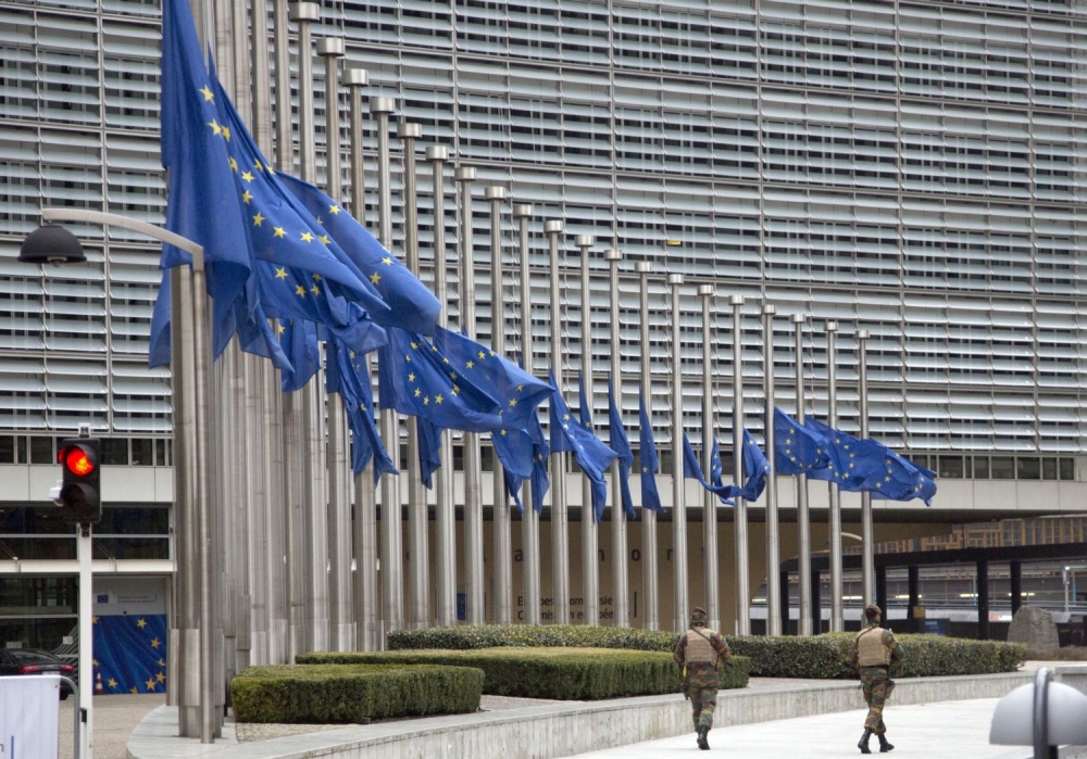 Teror v Bruseli: Výbuchy otriasli letiskom a metrom