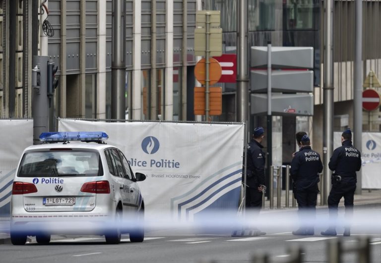 Teror v Bruseli: Výbuchy otriasli letiskom a metrom