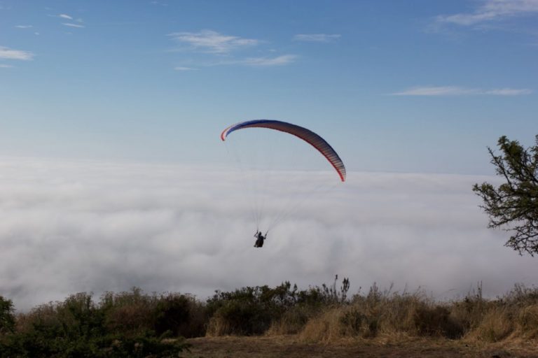Paraglajdista