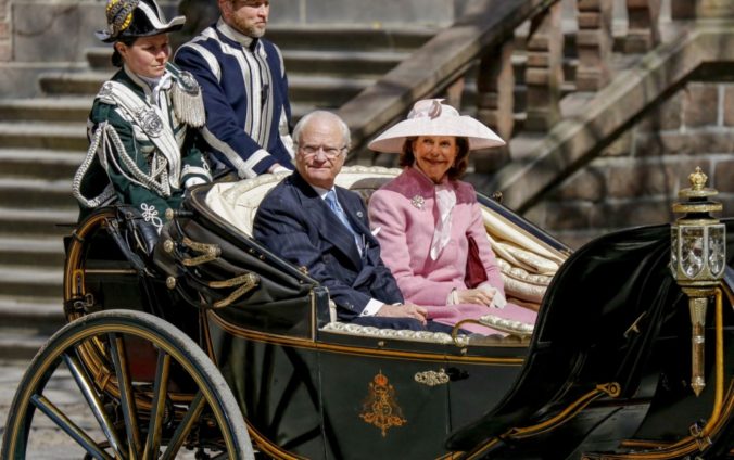 Švédsky kráľ Karol XVI. Gustáv oslavuje 70. narodeniny