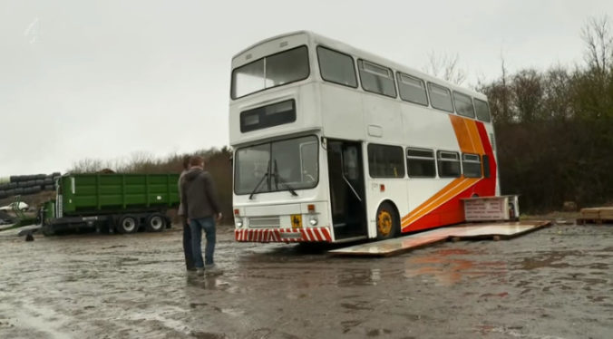 Video: Takúto premenu starého autobusu ste ešte nevideli!