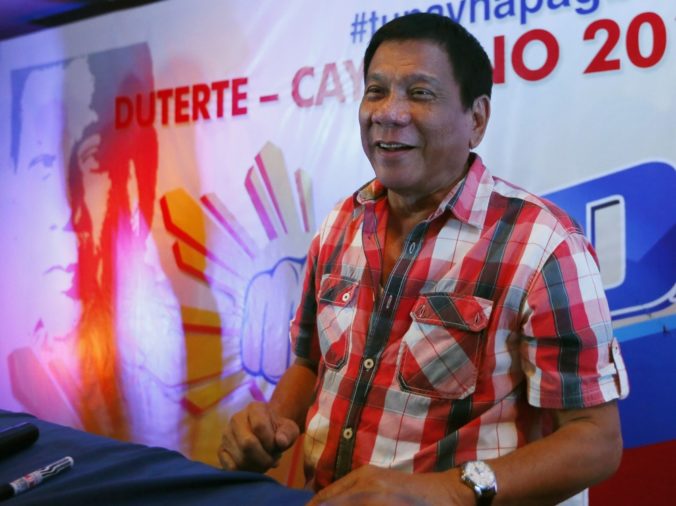 Nový filipínsky prezident chce zločincami nakŕmiť ryby