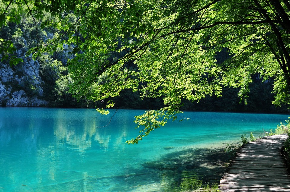 Plitvice lakes 319261_960_720.jpg