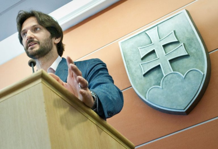 Robert Kaliňák