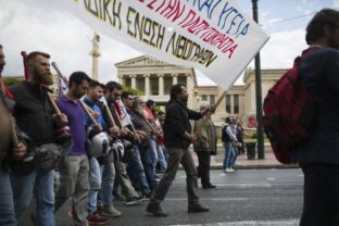 V Grécku pokračuje 48 hodinový generálny štrajk