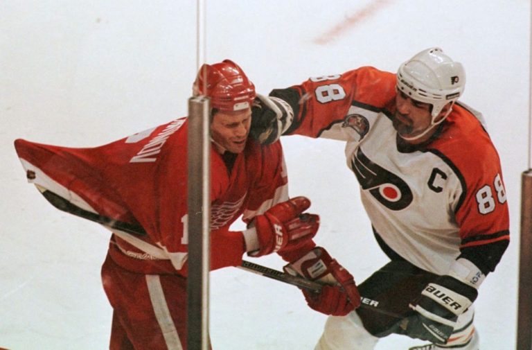 Eric Lindros