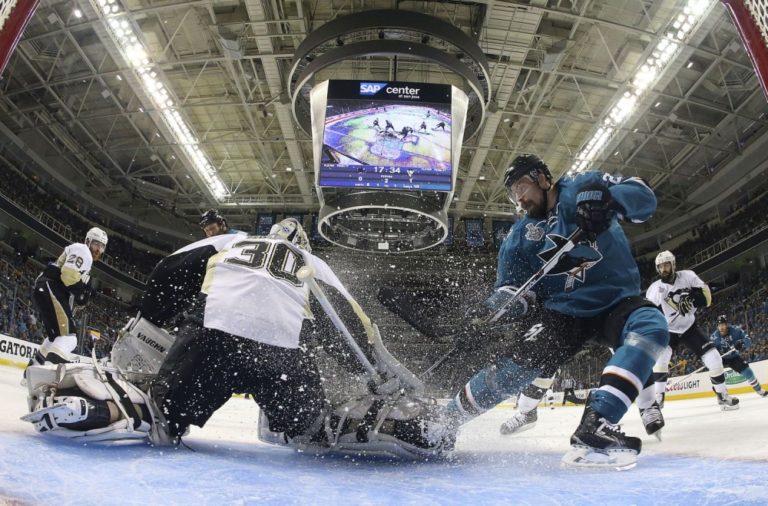 Finále NHL (6. zápas): San Jose Sharks - Pittsburgh Penguins 1:3