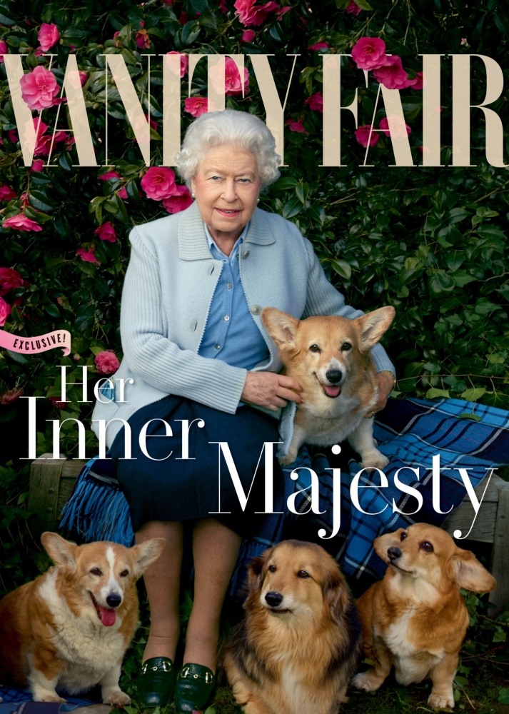 Kráľovná Alžbeta a jej psy sú na obálke Vanity Fair