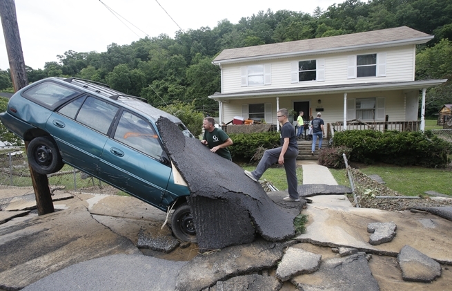 Ničivé záplavy sužujú Západnú Virgíniu