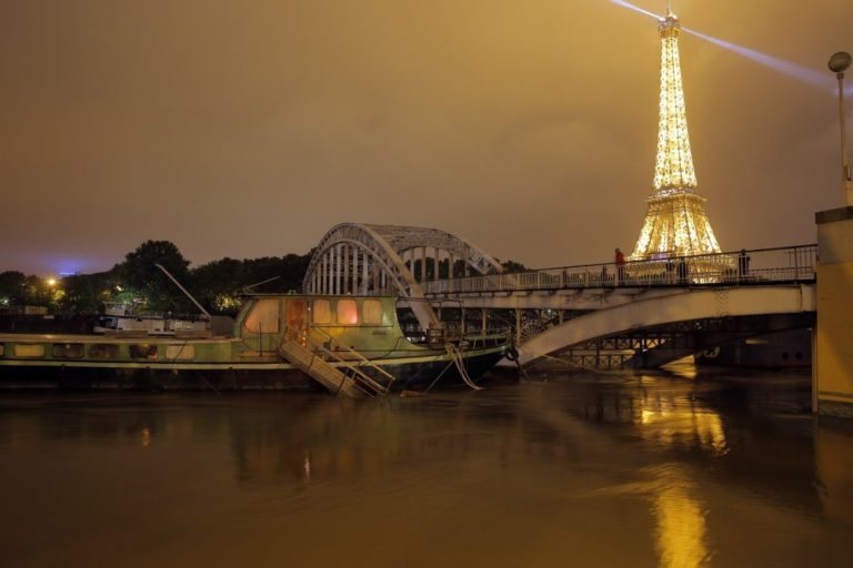 Pariz