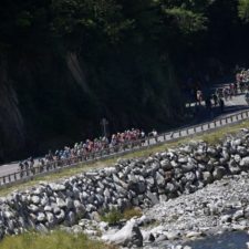 Froome sa v Pyrenejách dostal do žltého dresu