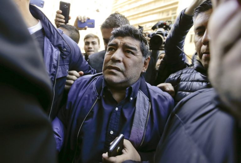 Maradona chce trénovať Argentínu, a to úplne zadarmo