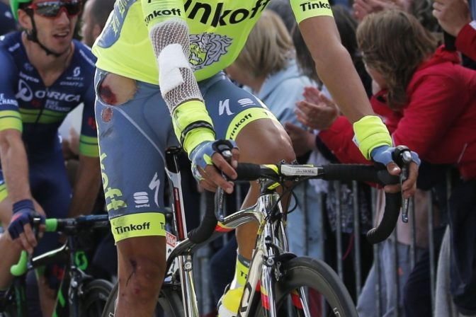 Peter Sagan začal Tour de France tretím miestom, špurt poznačil pád