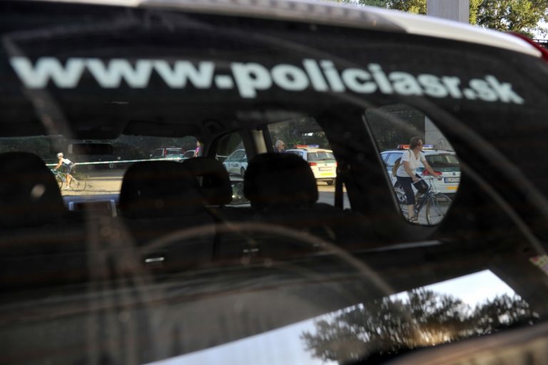 Polícia