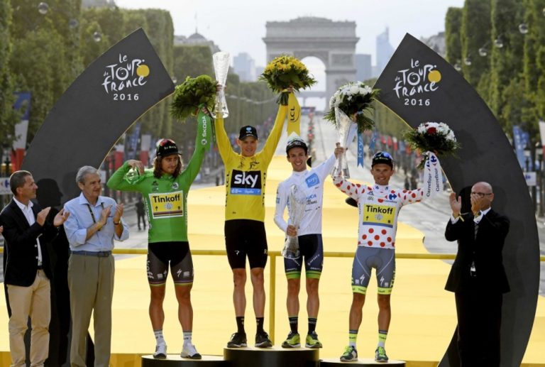 Skvelý Peter Sagan bol druhý v parížskej bitke špurtérov