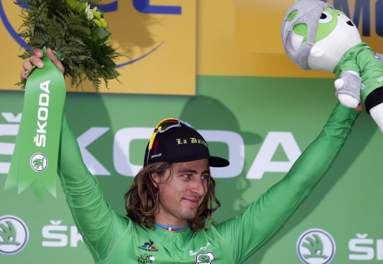 Skvelý Sagan skončil tretí v najdlhšej etape Tour de France