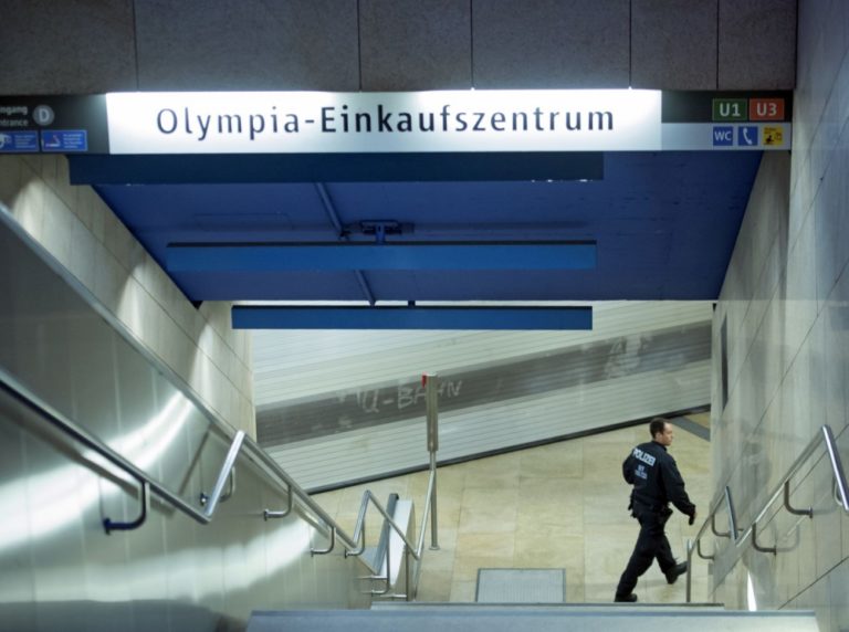 Streľba v Mníchove si vyžiadala obete na životoch